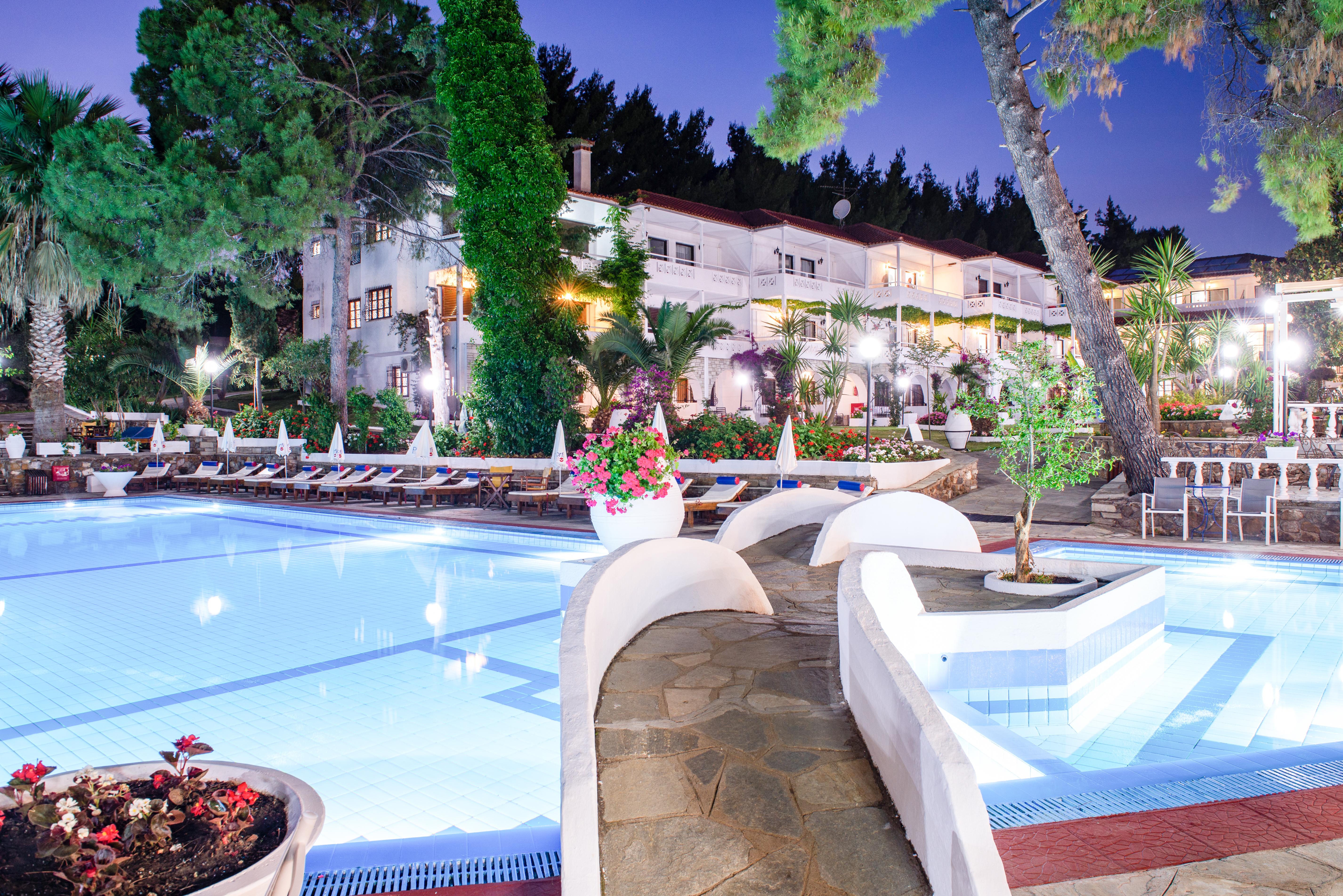 Porfi Beach Hotel Nikiti  Exteriör bild