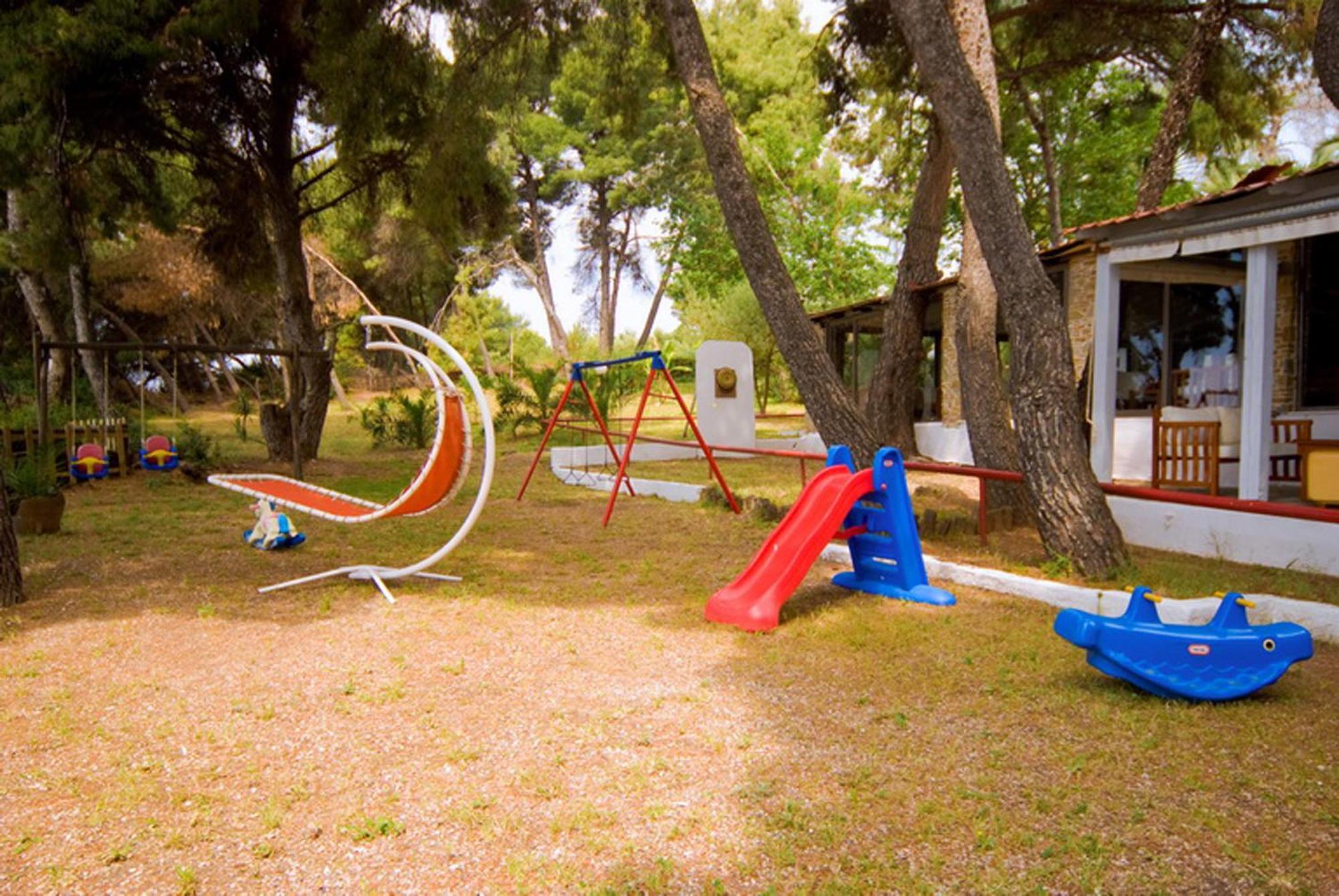 Porfi Beach Hotel Nikiti  Exteriör bild